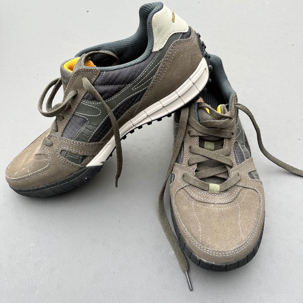 Skechers Relaxed Fit  shoe